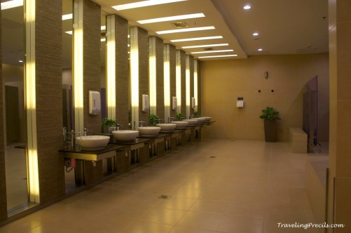 Changi toilet